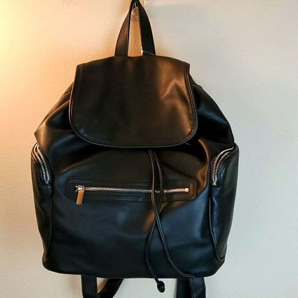 wild fable Handbags - Wilde fable black backpack